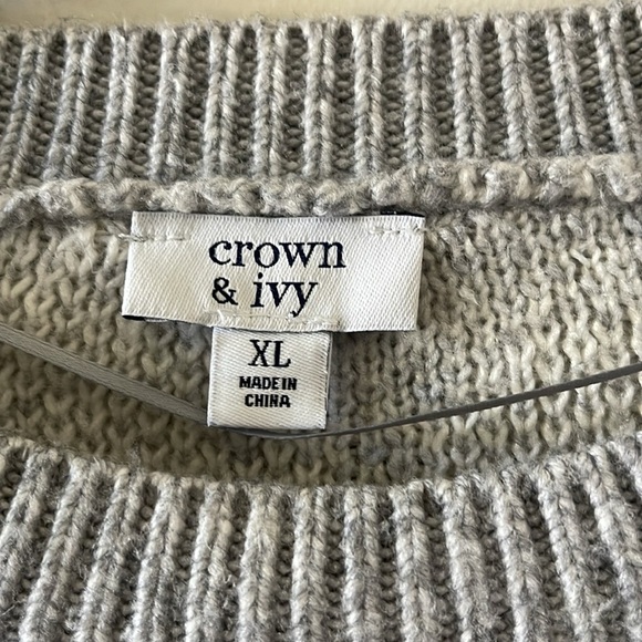 Crown & Ivy Long Sleeve Ruffle Animal Print Sweater SZ XL - Picture 5 of 7